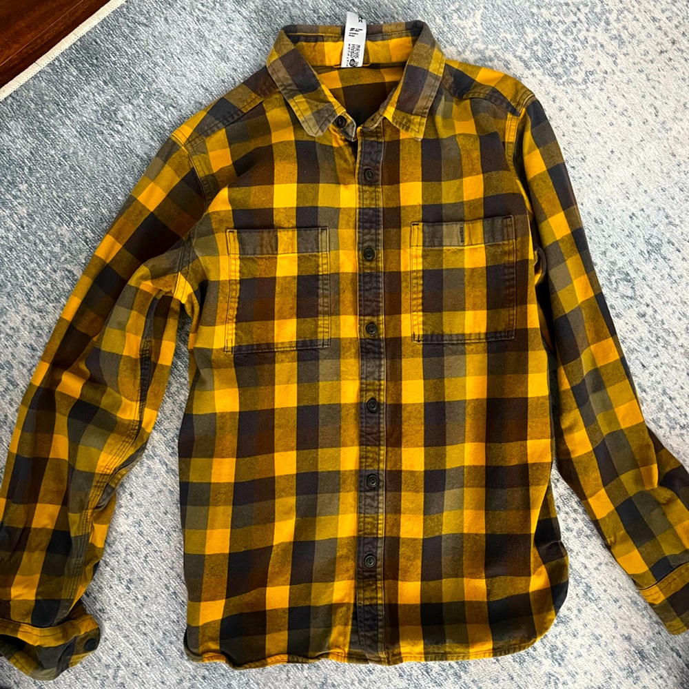 Mountain Hardware Men’s Flannel Shirt